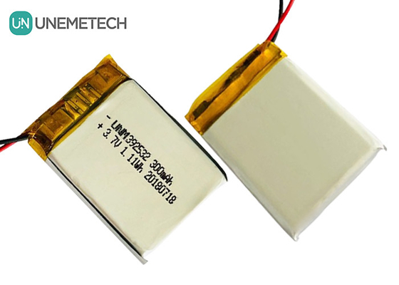 GPS 추적기 사용자 지정 리?? 폴리머 배터리 / 3.7V 300mAh 392532 재충전 가능한 리포 배터리