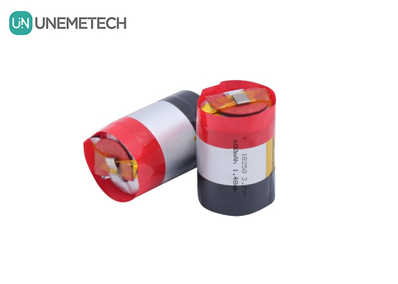 18250 630mAh 3.7V 실린더 리오온 폴리머 배터리 5A 플러스 배전 전류