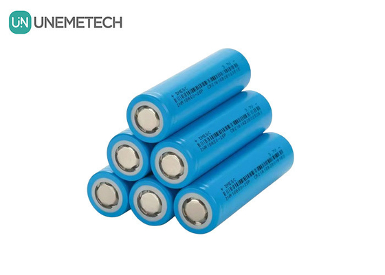 2500mAh 3.7V 최대 6A 연속 충전 실린더 리?? 이온 배터리 18650 INR18650-25P