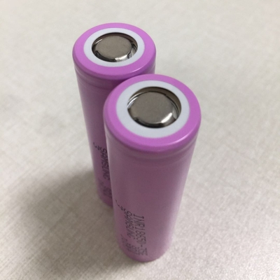 삼성 35E 18650 배터리 3500mAh 8A 3.6V 실린더 리?? 이온 셀 INR18650-35E